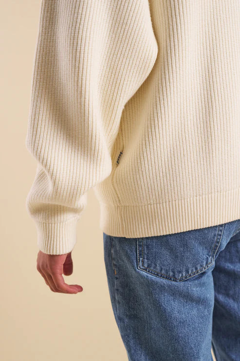 Schwerer Strickcardigan